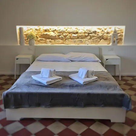 Reusuite Authentic Sicilian Hospitality